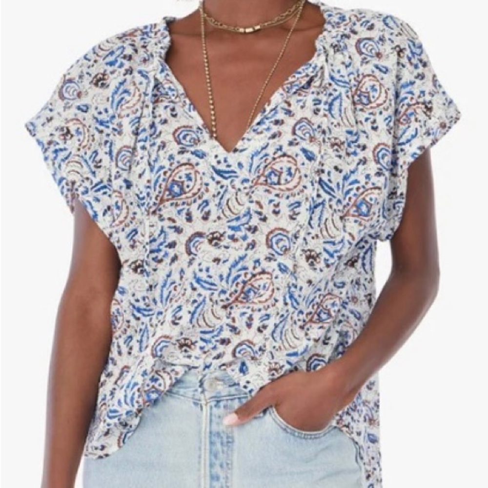 XiRENA 100% Cotton Tessa Blouse in White Mosaic (& Blue) Paisley Print - XS